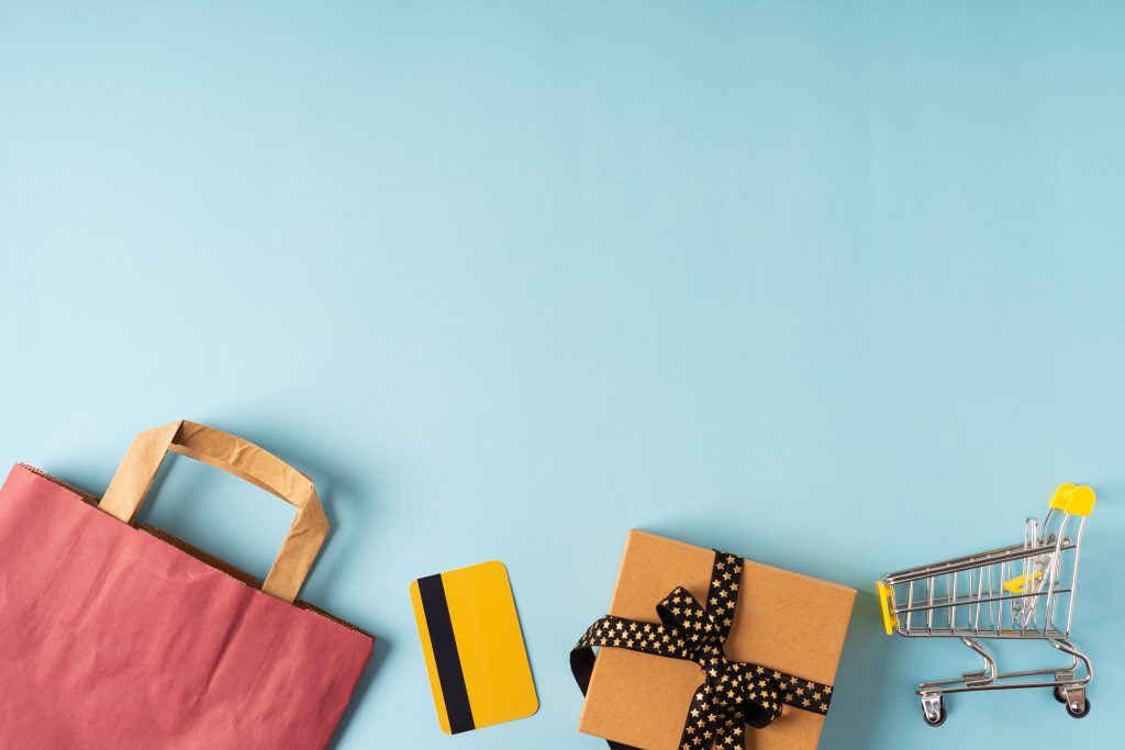 Top,View,Of,Toy,Shopping,Cart,,Boxes,,Credit,Card,,Paper